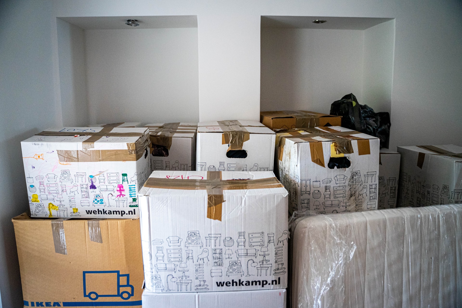 Vlog - Organizing My Shipping Boxes at new Warehouse ~