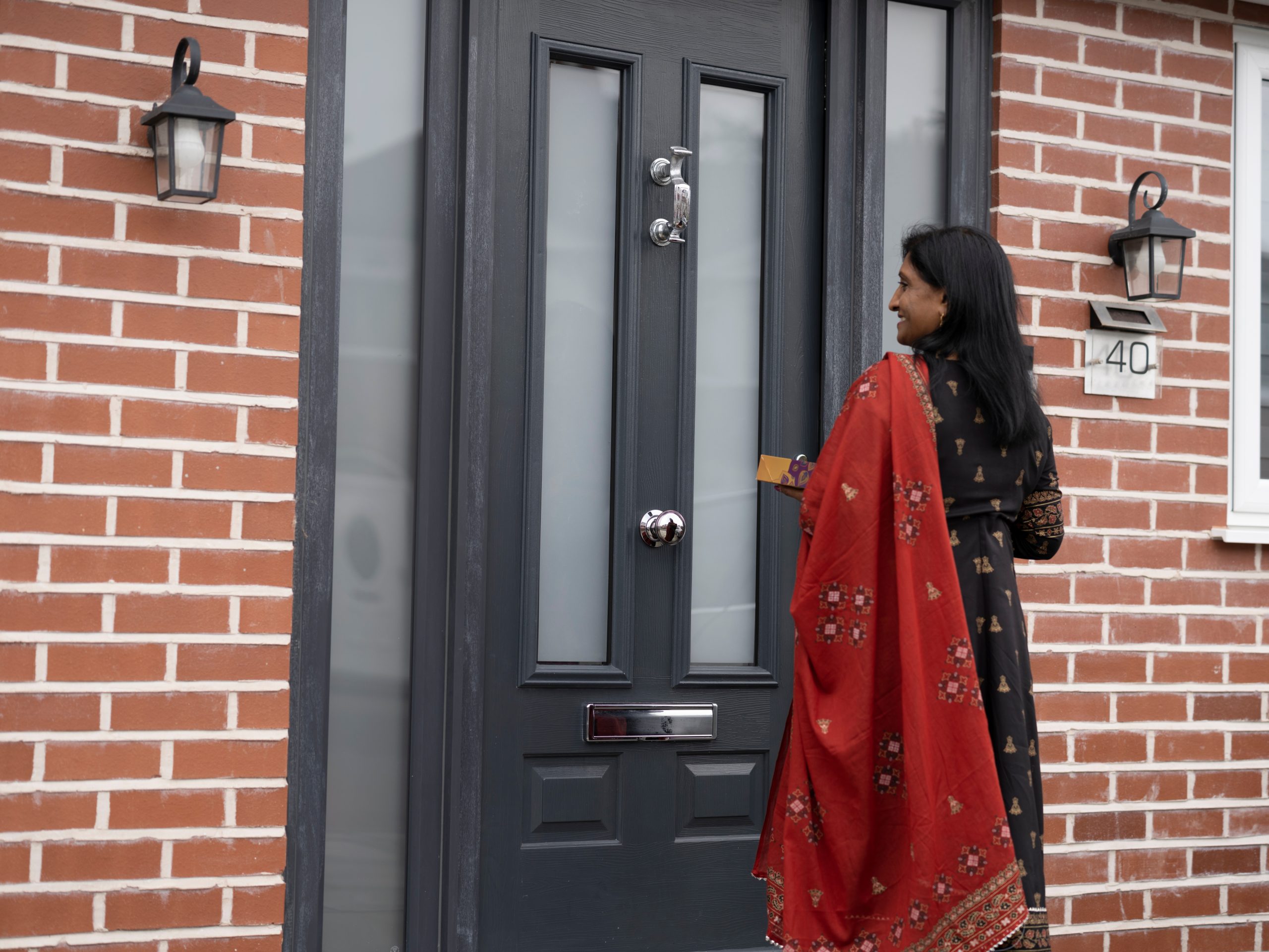 How to Buy a House With Cash the Smart Way