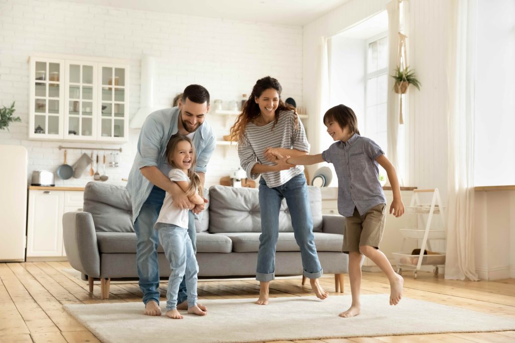 Pros and Cons of Selling a House by Owner in Dallas, TX