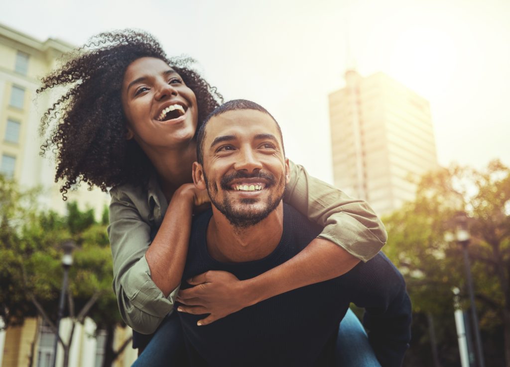 Pros and Cons of Selling a House by Owner in Hollywood, FL